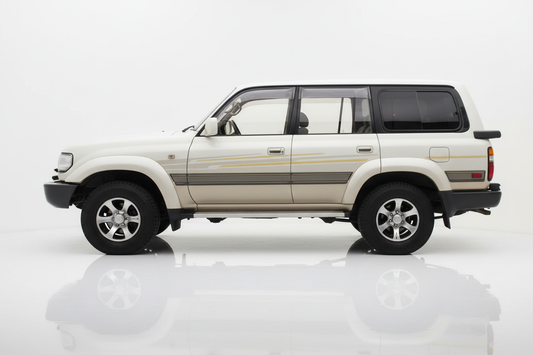 Land Cruiser with simple gold stripe