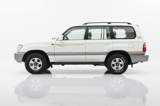 White Land Cruiser no stickers facing left